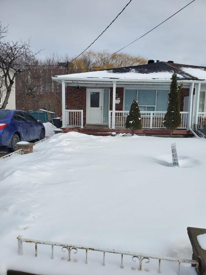 Maxwell Esabu Apartment Toronto Bagian luar foto