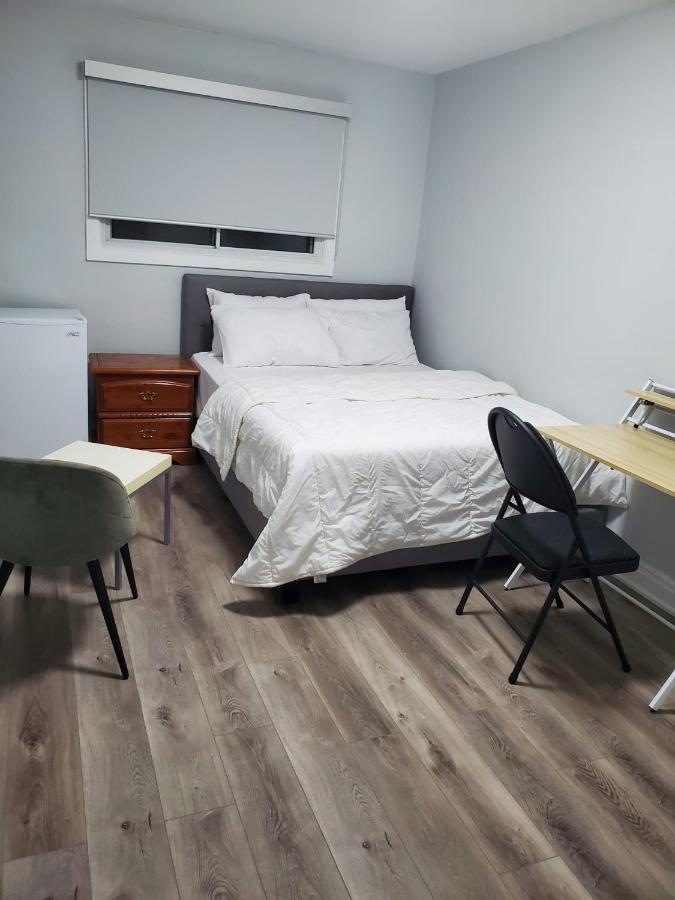 Maxwell Esabu Apartment Toronto Bagian luar foto